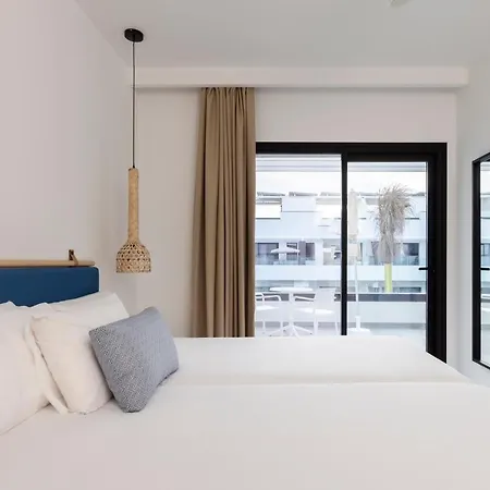 Esmeralda Homes By Livvo Apartmán *