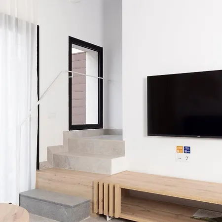 Esmeralda Homes By Livvo Apartmán *