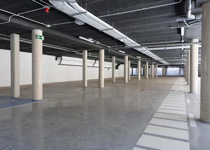 Esmeralda Homes By Livvo Apartment *