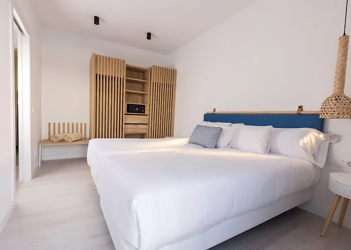 Esmeralda Homes By Livvo Apartment *