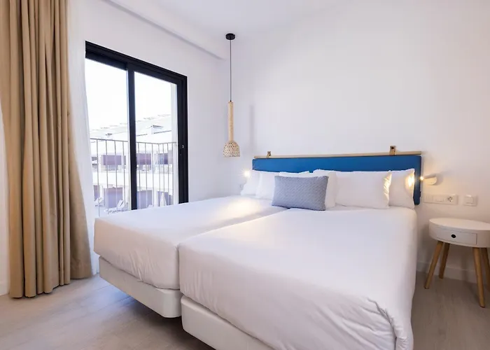 Apartment Esmeralda Homes By Livvo Cotillo